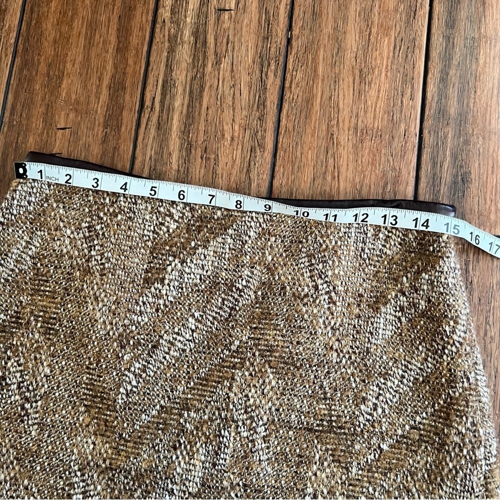 Classic Wool Tweed Mini Skirt Leather Trim 6 Gold Tan Brown Career Office Chic - Picture 11 of 14